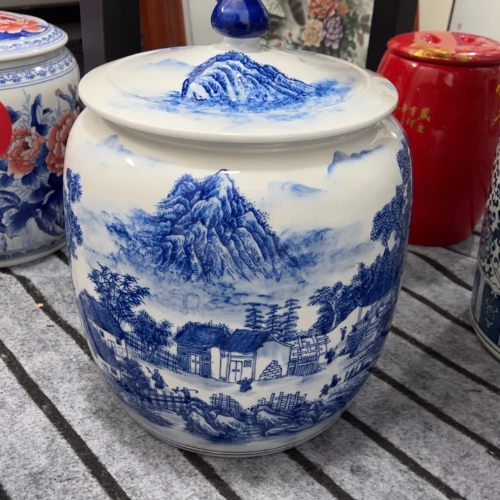 青花山水画陶瓷米缸