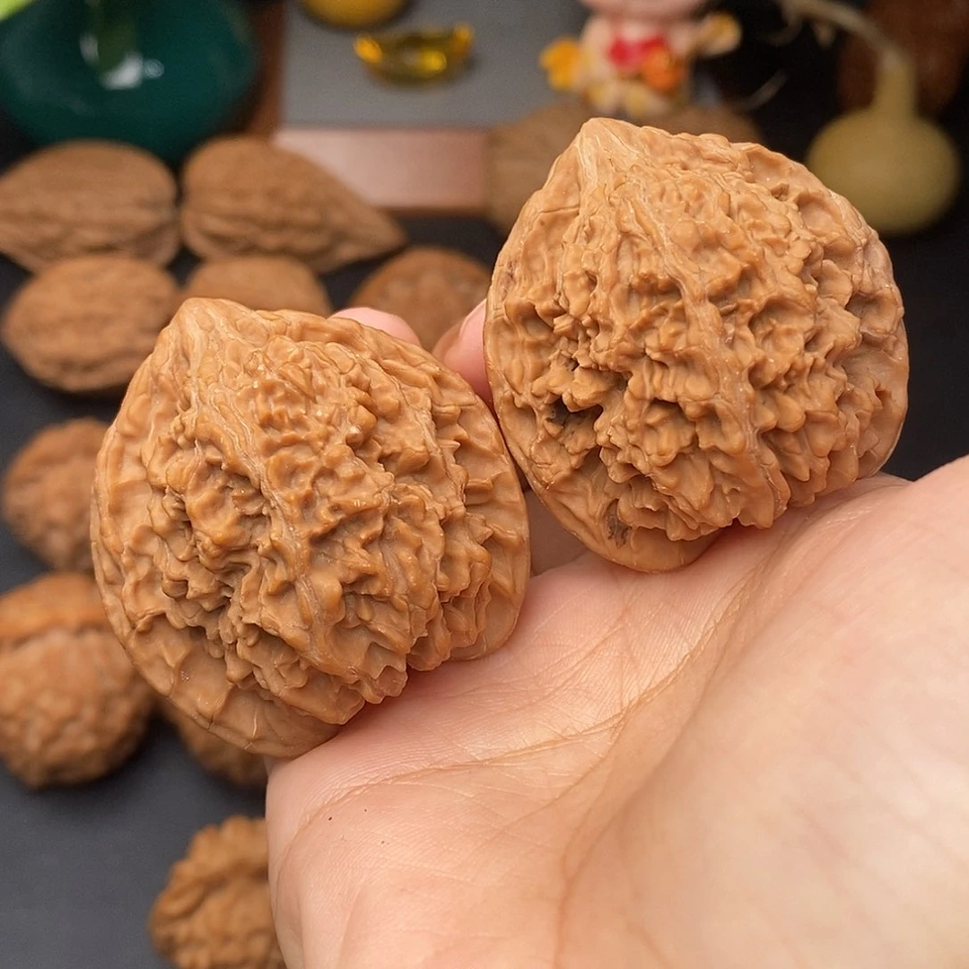 把件文玩核桃满天星全品42.5