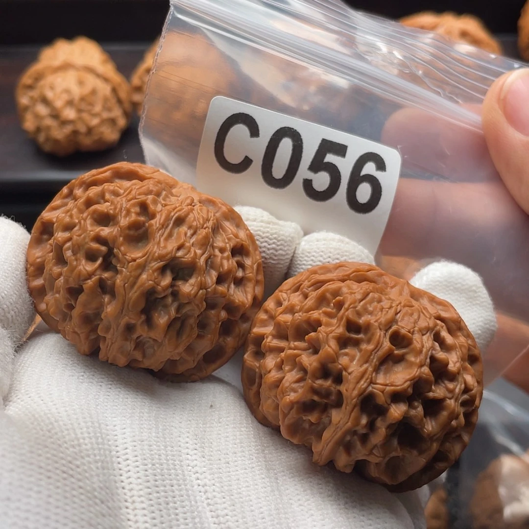 【闪购商品】文玩核桃吊坠明***6C056苹果45