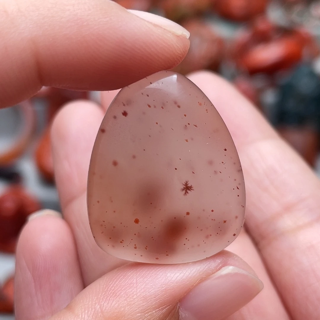 玛瑙/玉髓吊坠未镶嵌