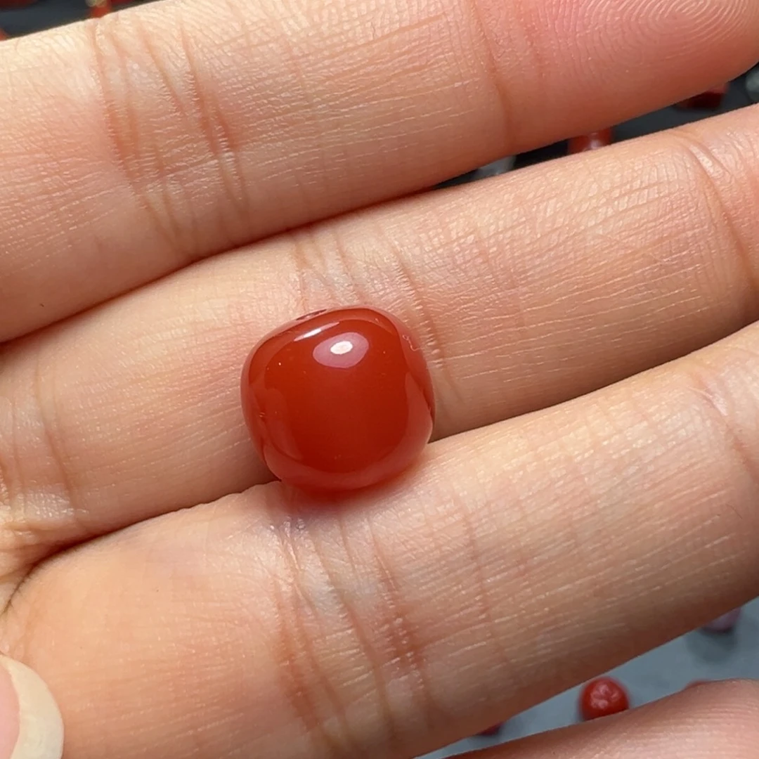 南红玛瑙珠子未镶嵌