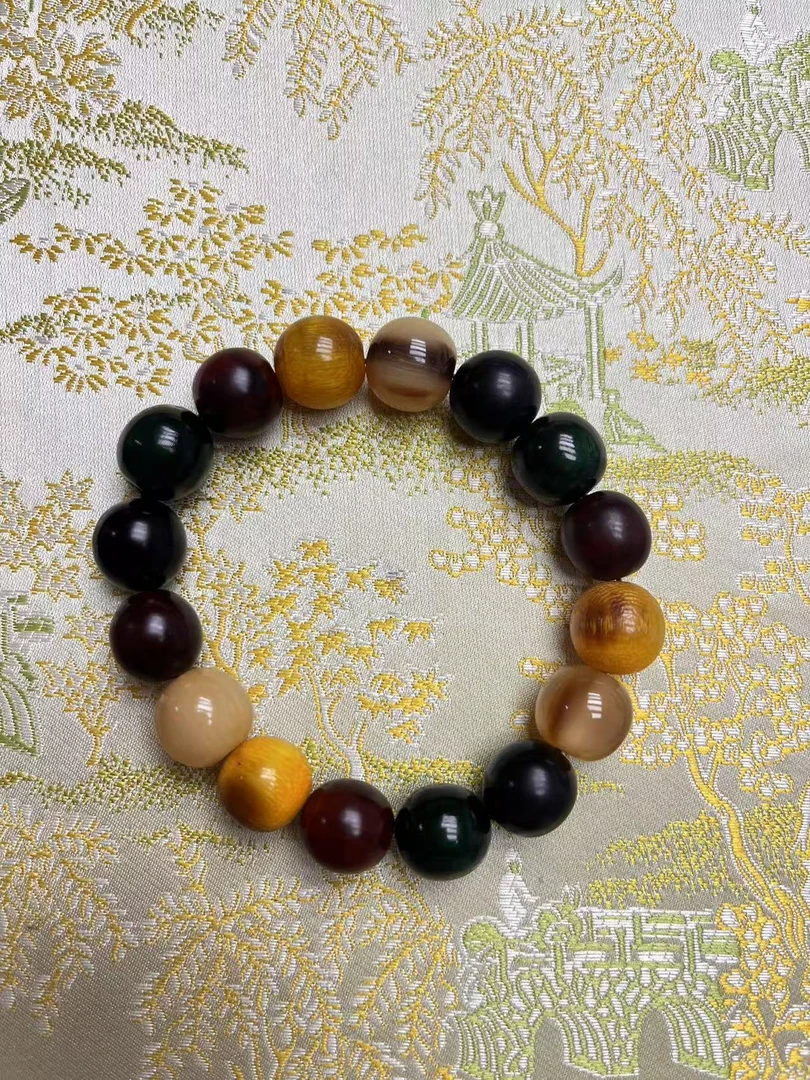 v196精美饰品手链W