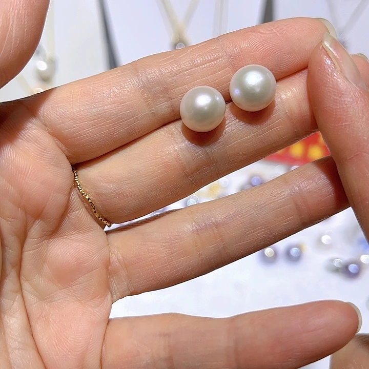 淡水珍珠白珠耳钉未镶嵌