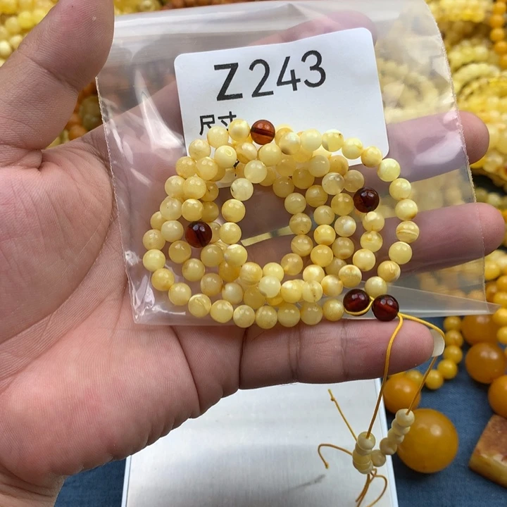 琥珀未镶嵌珠宝奇石饲**.