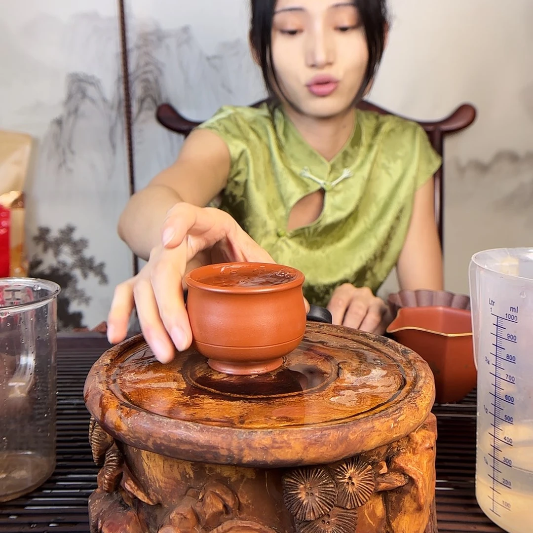 茶壶紫砂一壶李紫砂