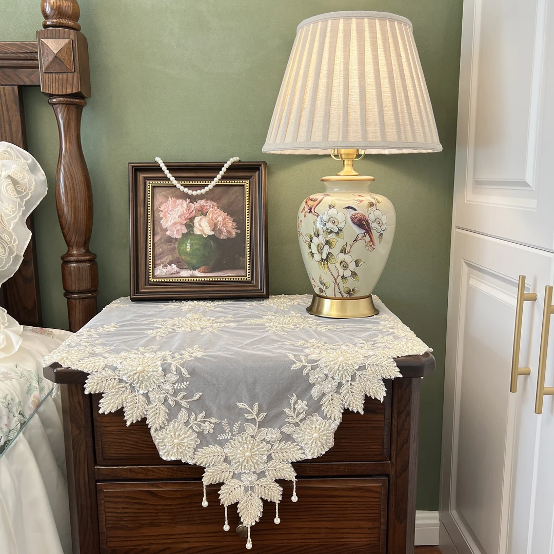 轻奢高定北欧风蕾丝通用盖巾 立体刺绣桌家居软装搭配