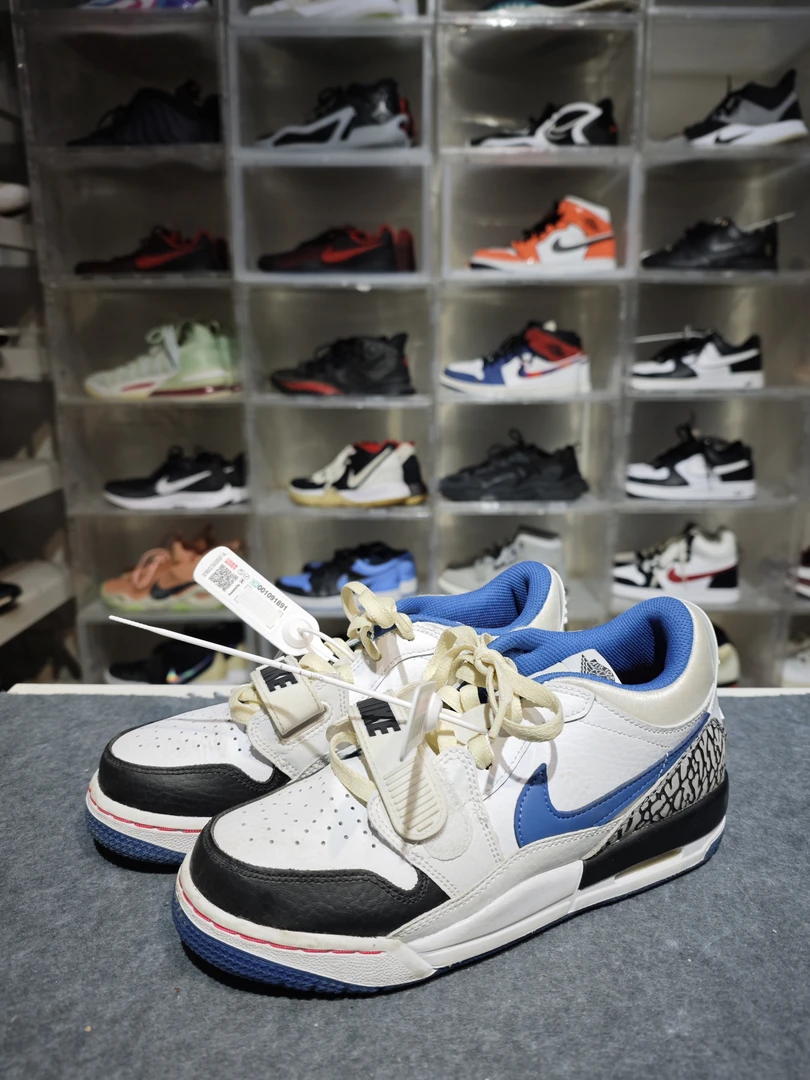 38.5码Jordan Legacy 312耐磨 低帮 篮球鞋 白蓝