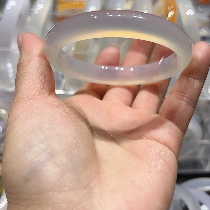 手镯玛瑙/玉髓未镶嵌