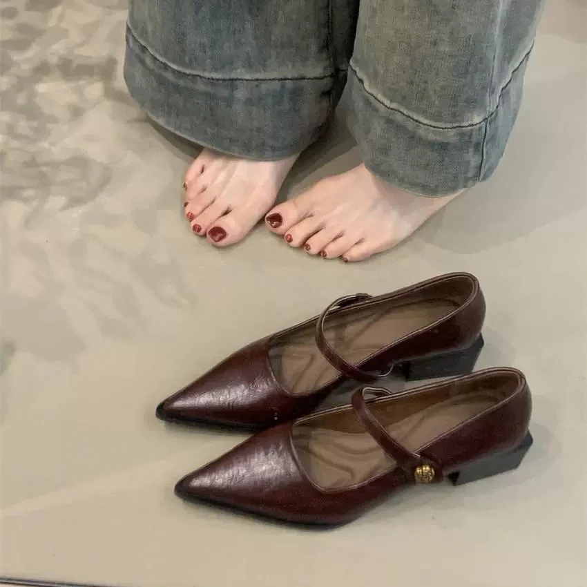 法式气质中高跟黑色尖头单鞋女鞋子2025新款春夏季玛丽珍晚晚鞋