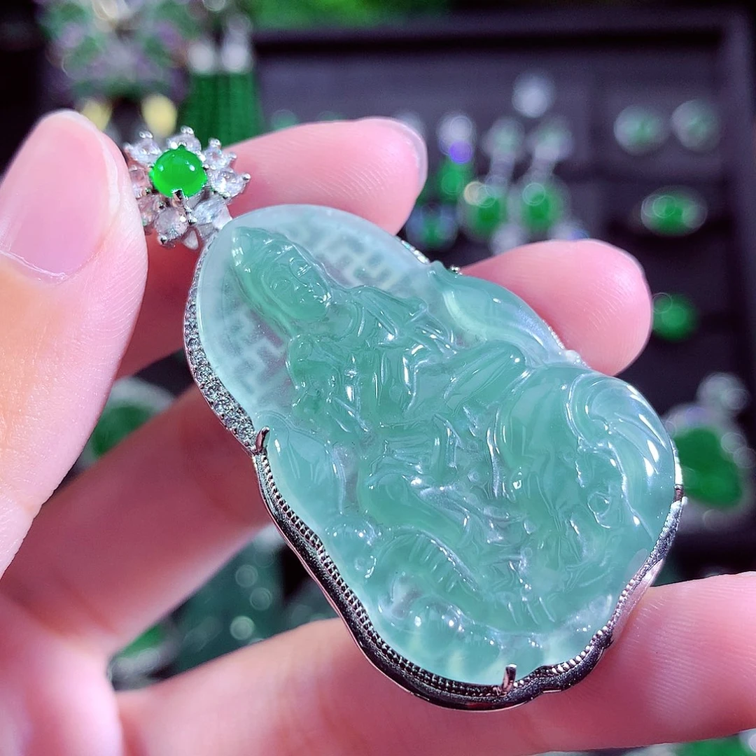颈饰未镶嵌翡翠天然
