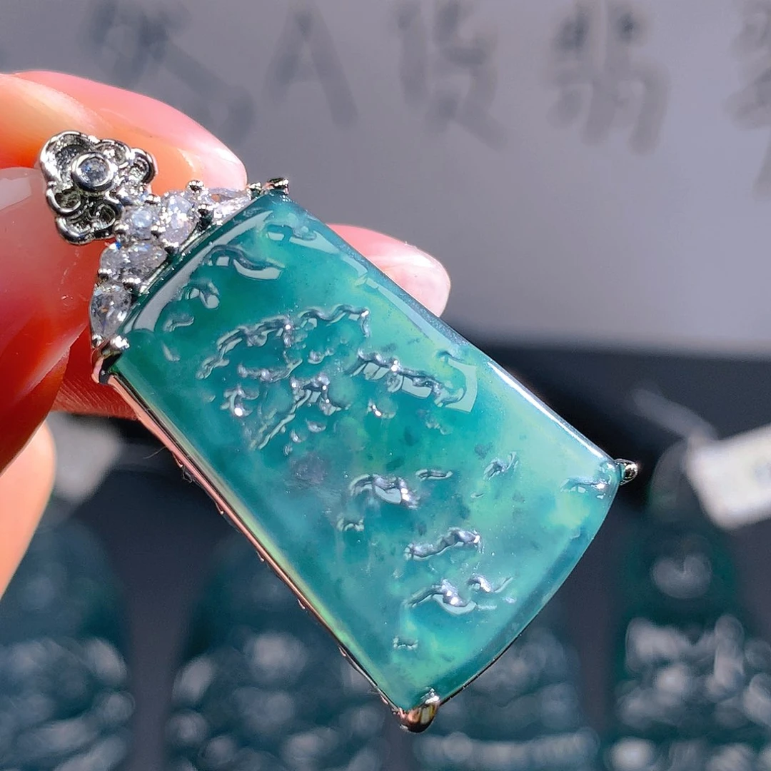 翡翠未镶嵌颈饰翡翠