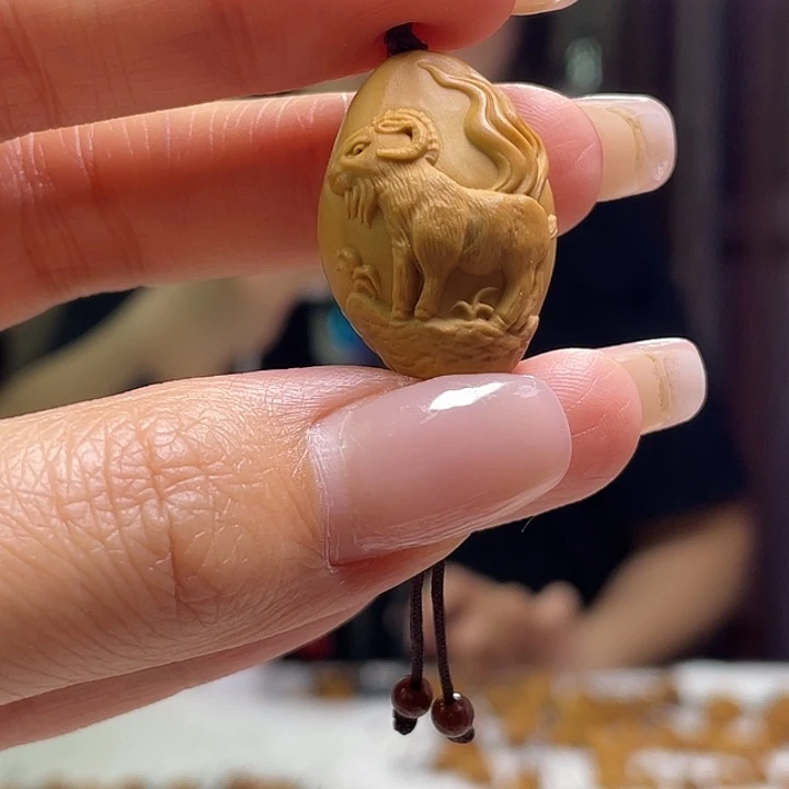 橄榄核吊坠橄榄核