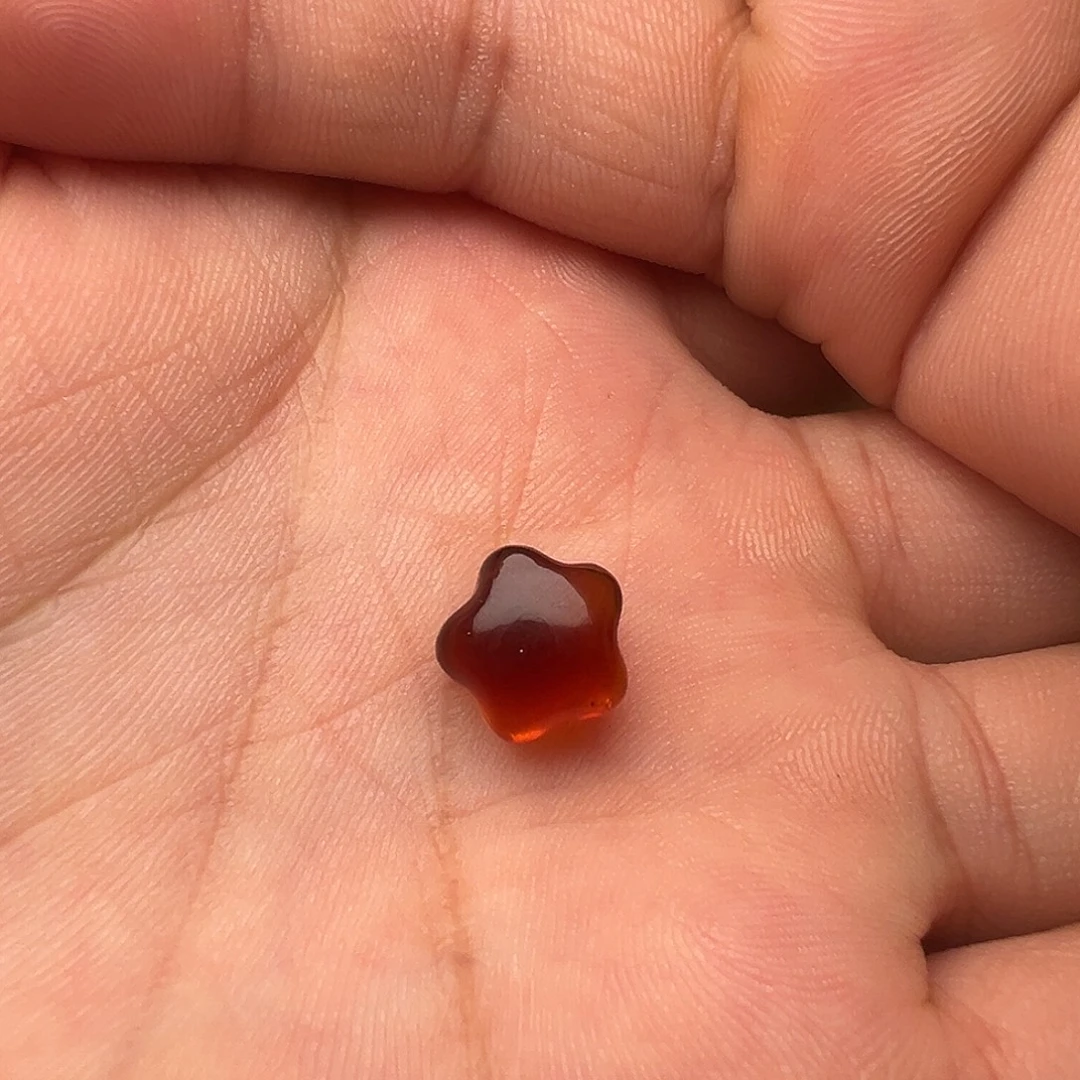 蜜蜡未镶嵌颈饰星星（打孔不退换）