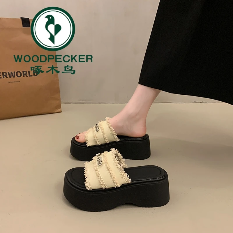 啄木鸟配裙子增高7cm厚底凉拖鞋女夏季高级感2025超火新坡跟拖鞋