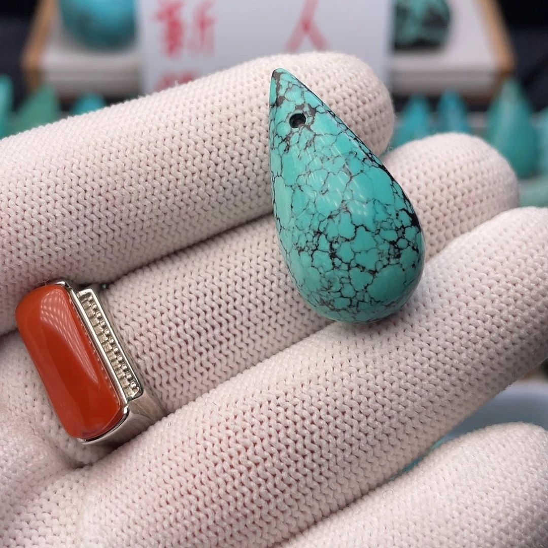 南红玛瑙未镶嵌网花水滴吊坠