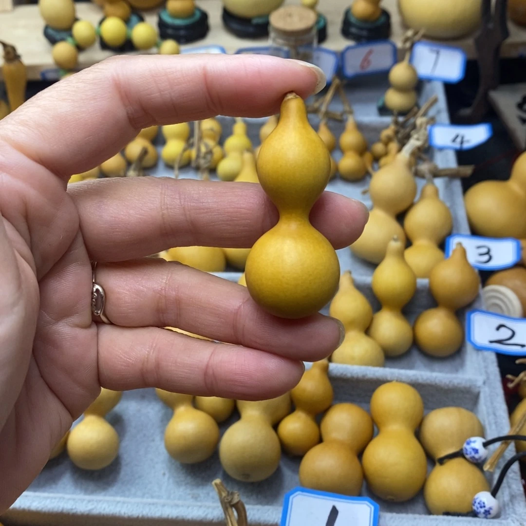 稀****生直播间手把手小葫芦