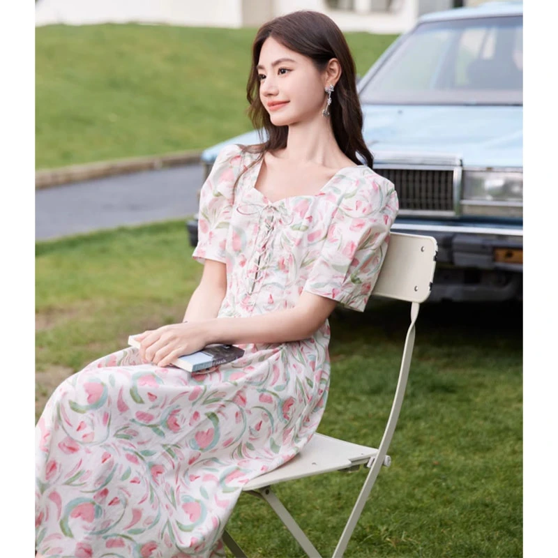 Q832410连衣裙 香影法式碎花连衣裙女夏季新款过膝系带桃心领