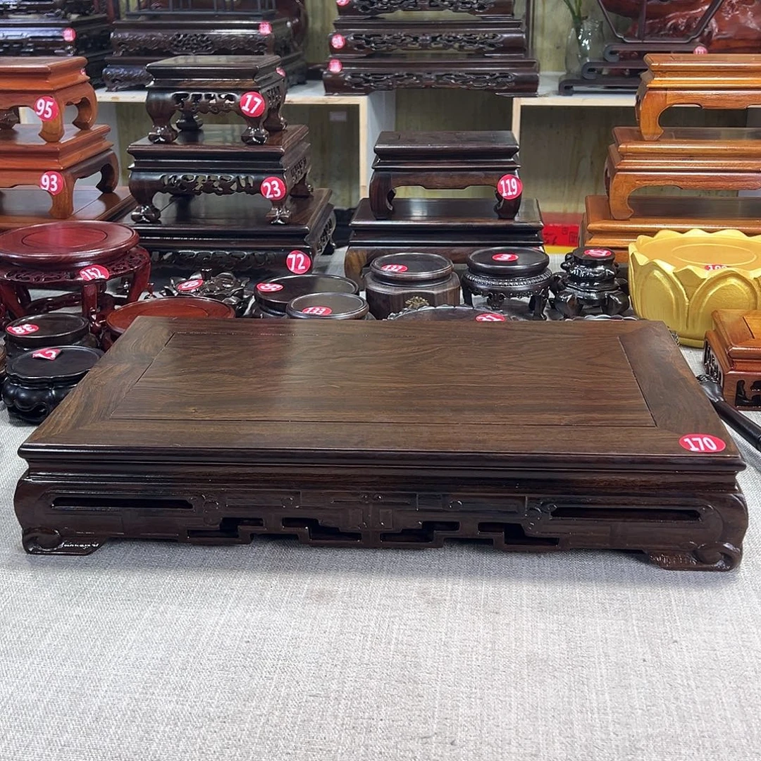 红木底座精雕工艺品