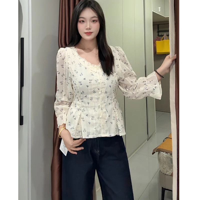 微胖妹妹2025秋新款碎花雪纺蕾丝娃娃衫上衣显瘦长袖衬衫8320