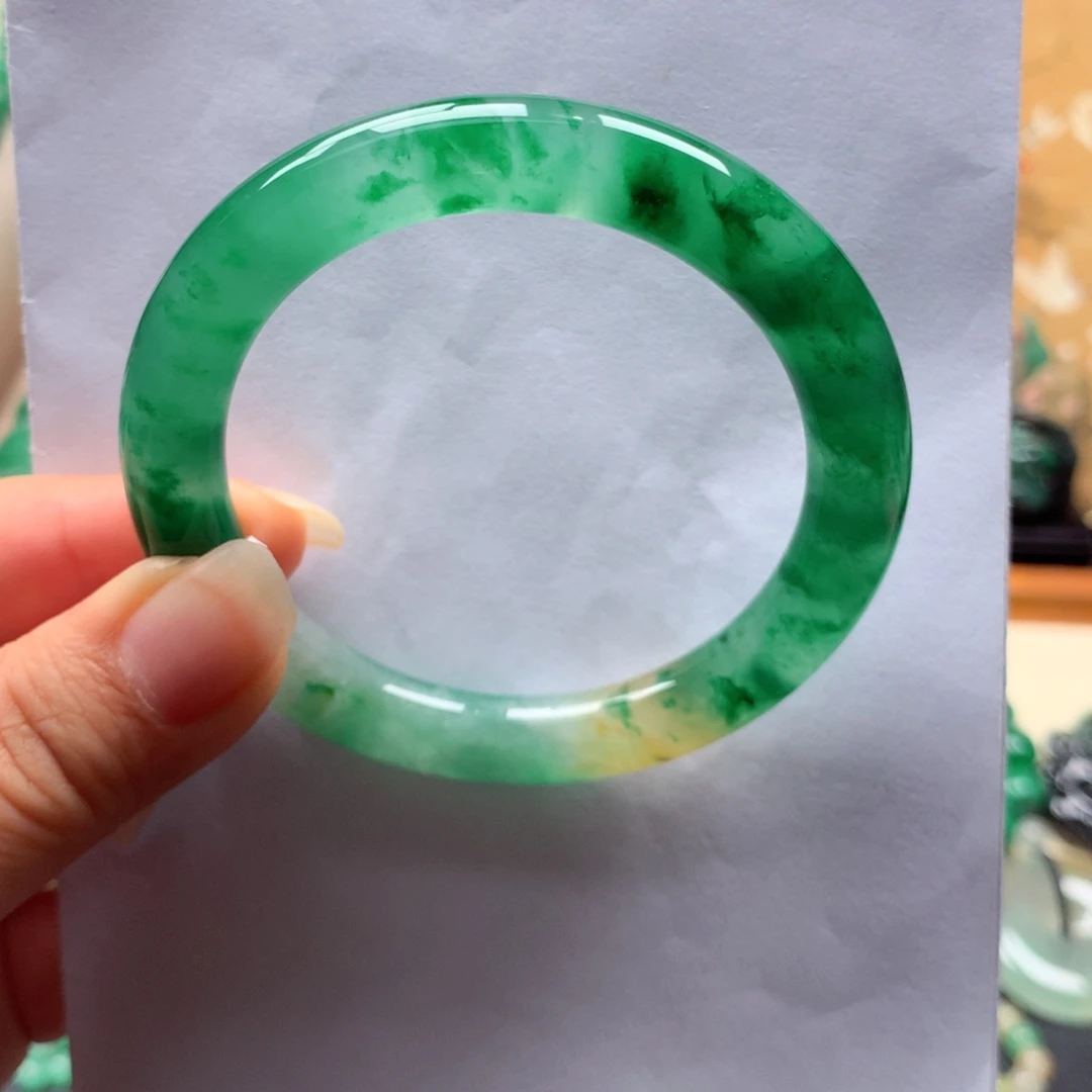 石英质玉未镶嵌手镯