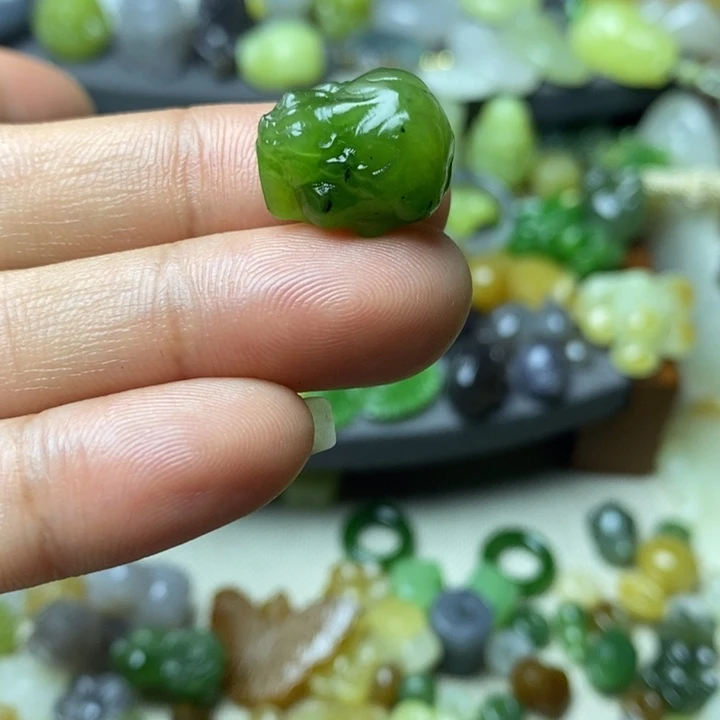 和田玉配件未镶嵌