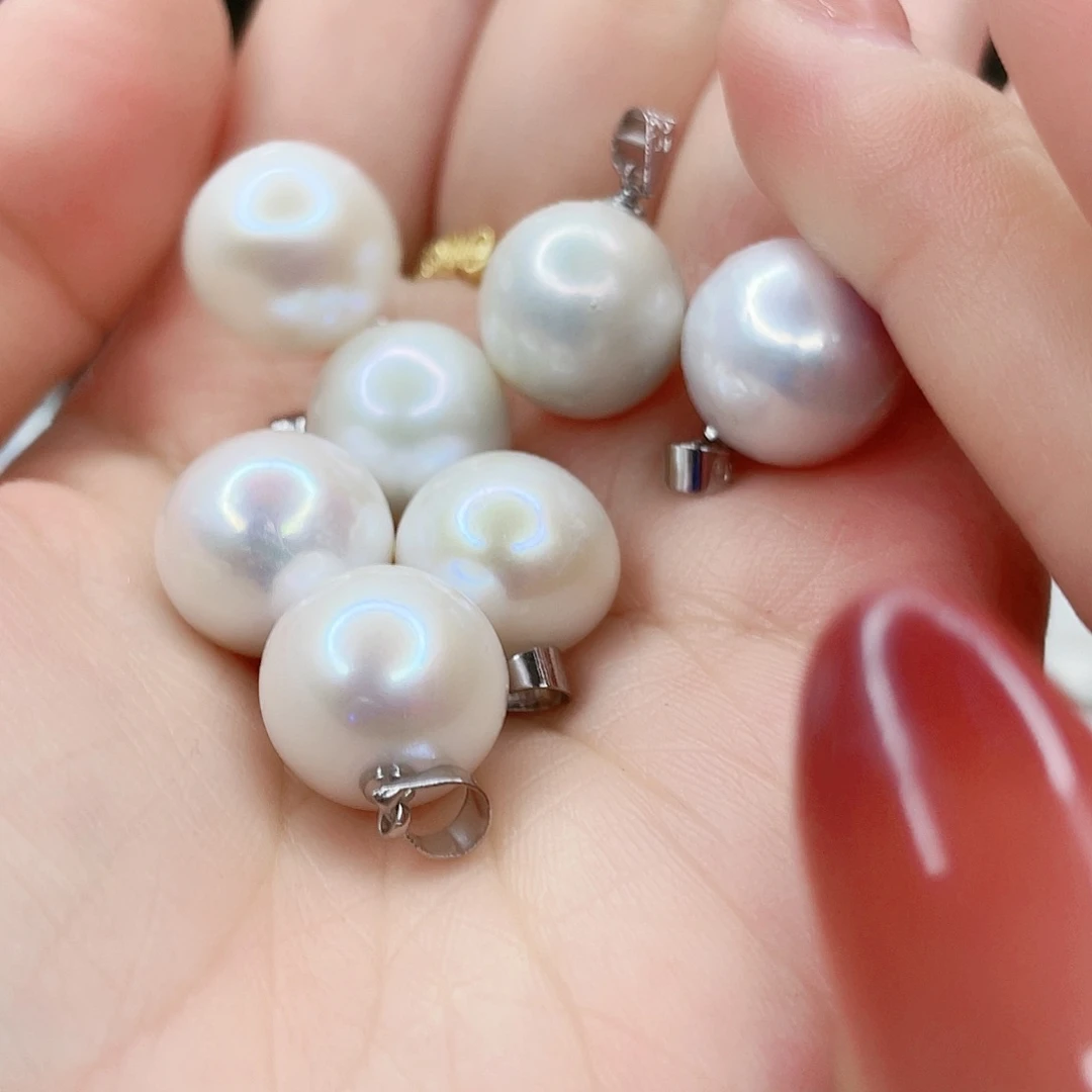 淡水珍珠吊坠(赠链)未镶嵌