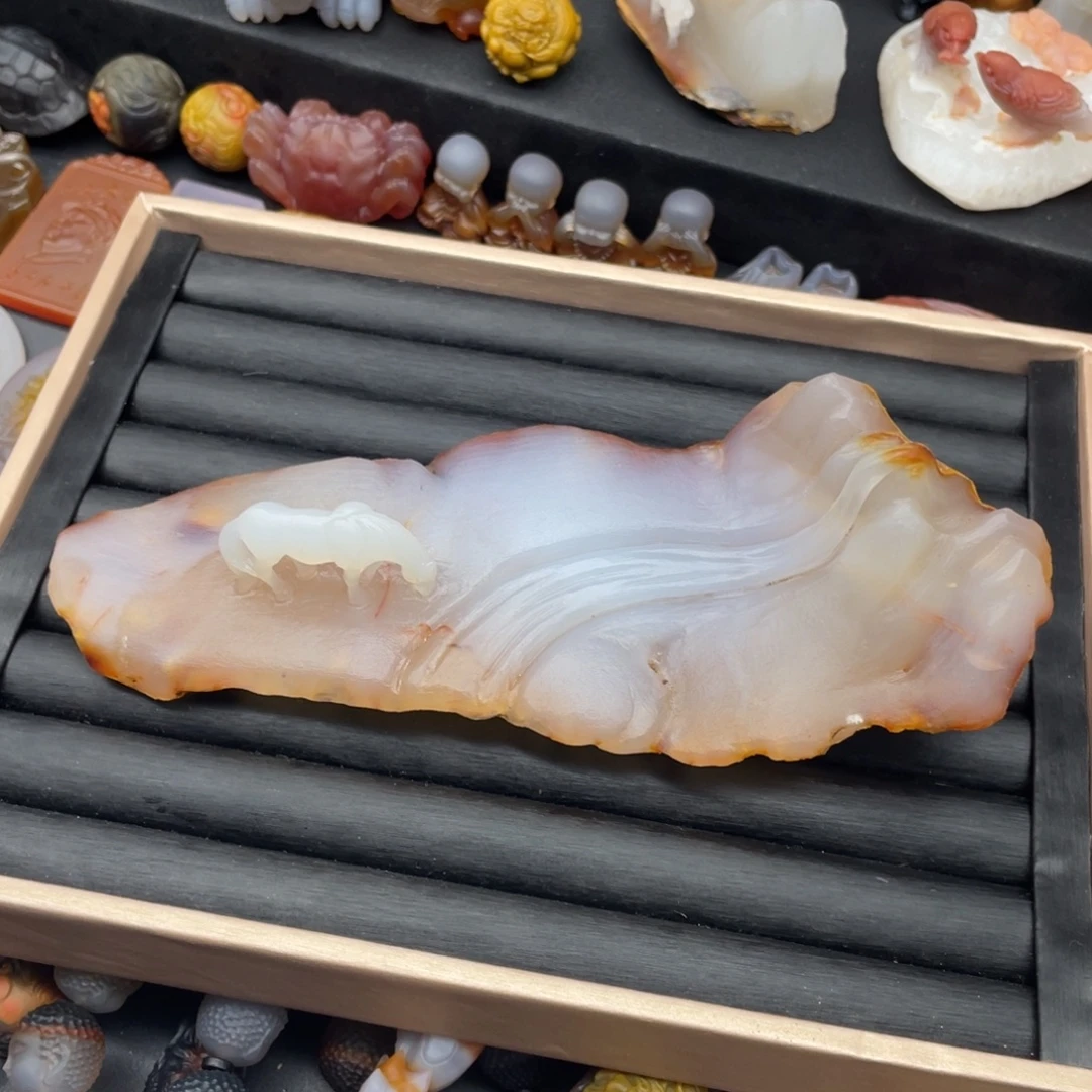 用***7玛瑙/玉髓未镶嵌颈饰