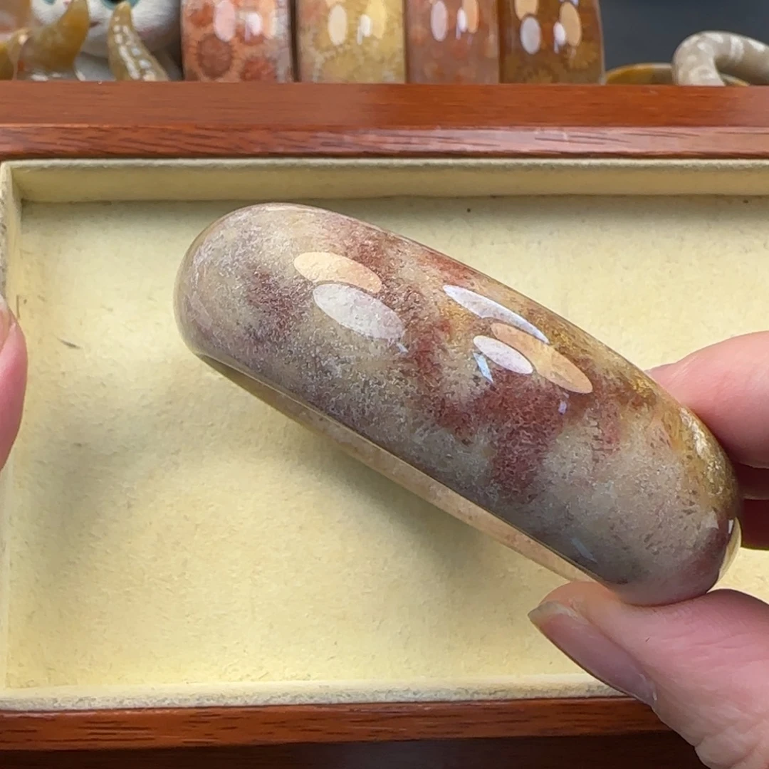 硅化珊瑚（珊瑚玉）未镶嵌手镯54-55圈