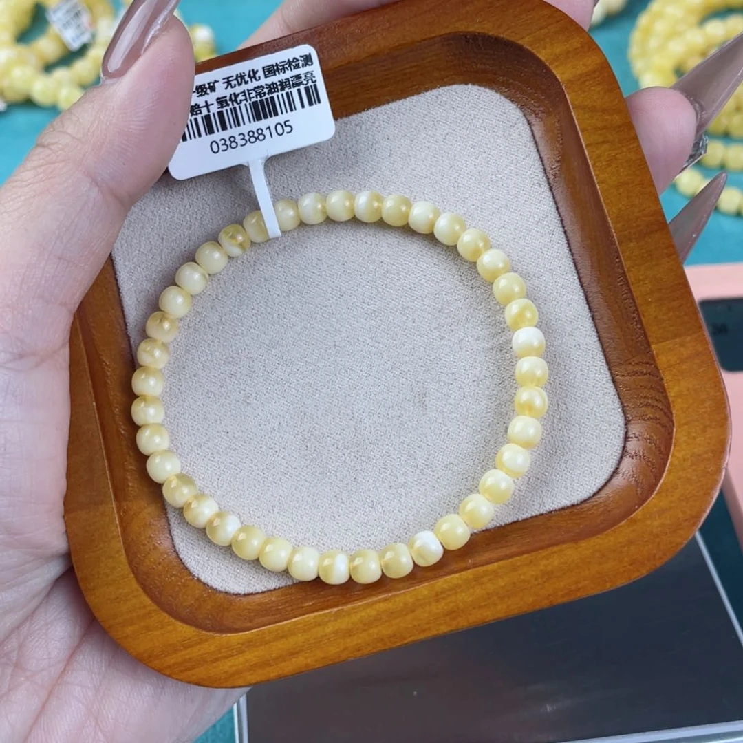 蜜蜡裸石未镶嵌蜜蜡61