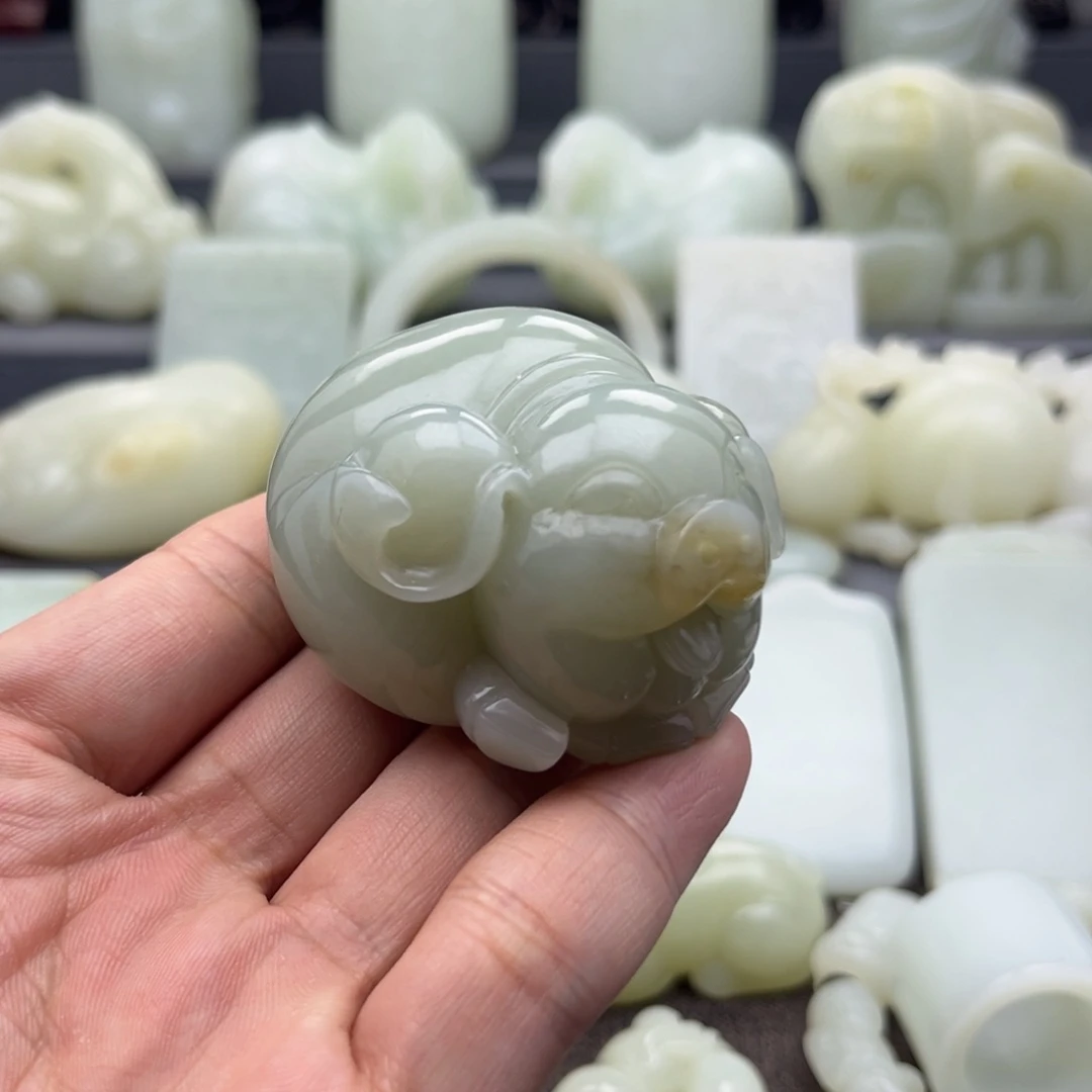 和田玉挂件未镶嵌