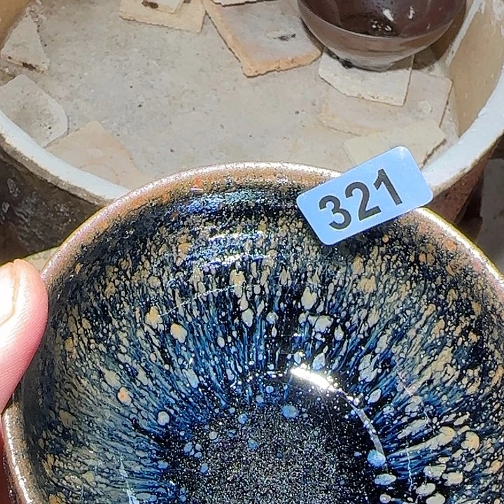 茶盏你也不要多喝开水呀