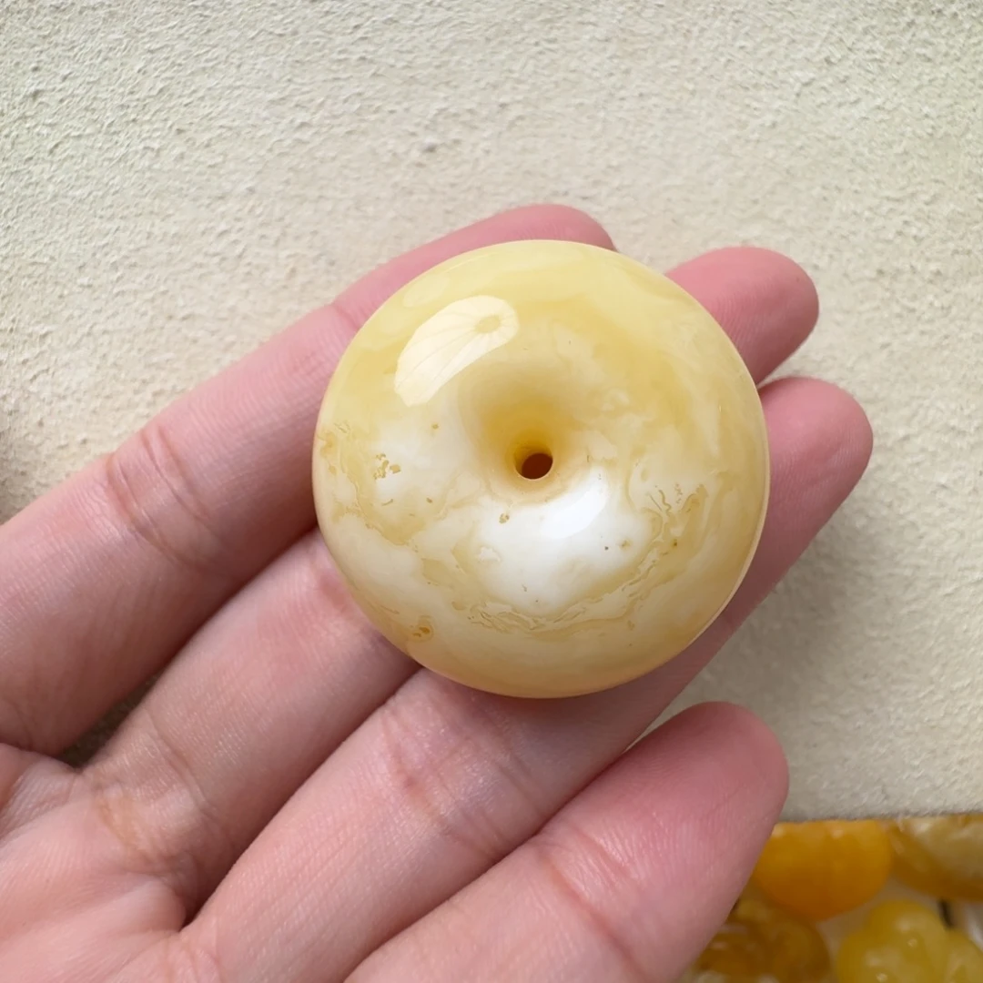 蜜蜡未镶嵌珠宝奇石超过七天不退不换
