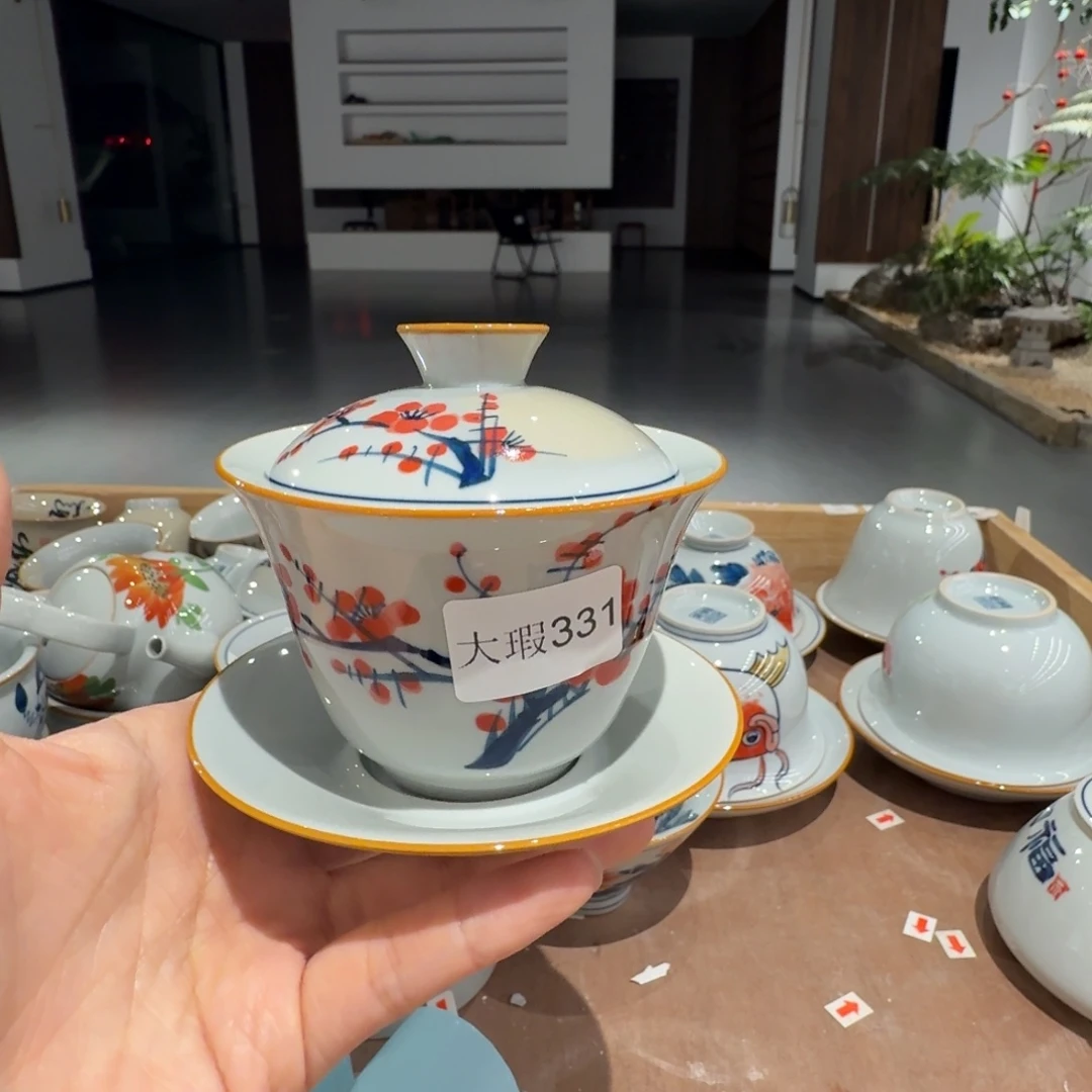 釉下手绘茶具微瑕