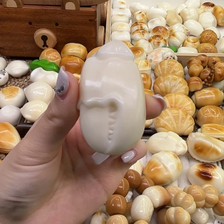 把件菩提根/象牙果12.23.36象牙果把件蟹钳