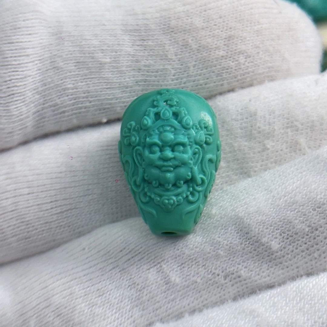 绿松石颈饰未镶嵌卡13.8-19.7-12.3