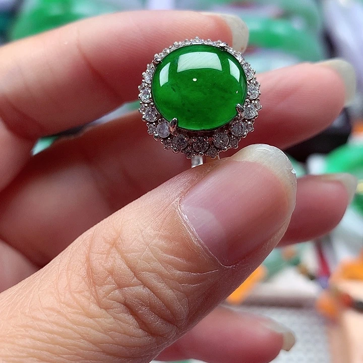 翡翠银S925镶嵌颈饰翡翠