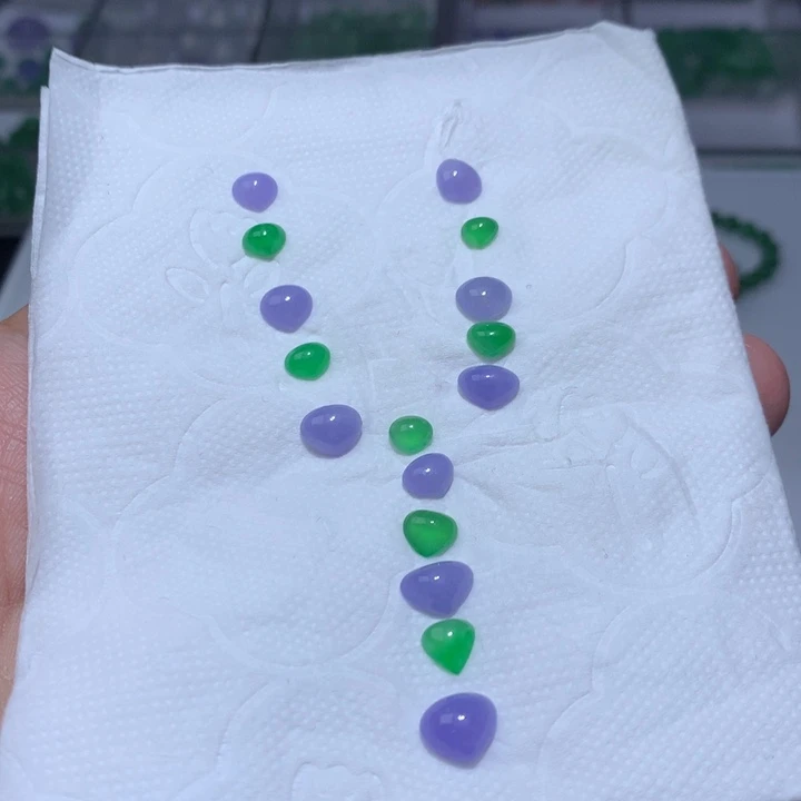 定制翡翠未镶嵌翡翠