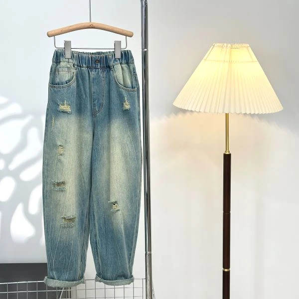【2024新品现货】青少年破洞时尚百搭中性宽松水洗休息牛仔裤HW505