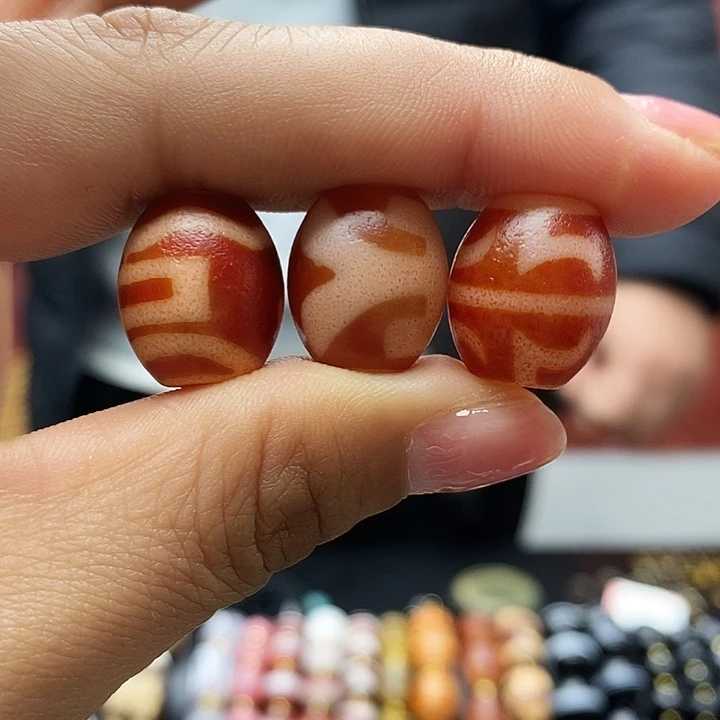 晴***玥玛瑙/玉髓合金颈饰多样性发其一