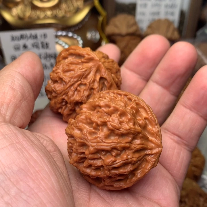 文玩核桃把件瑞**影苹果园