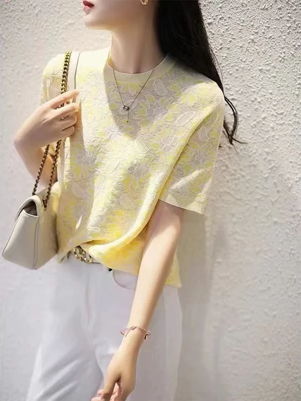 马户-黄色圆领针织上衣-E001