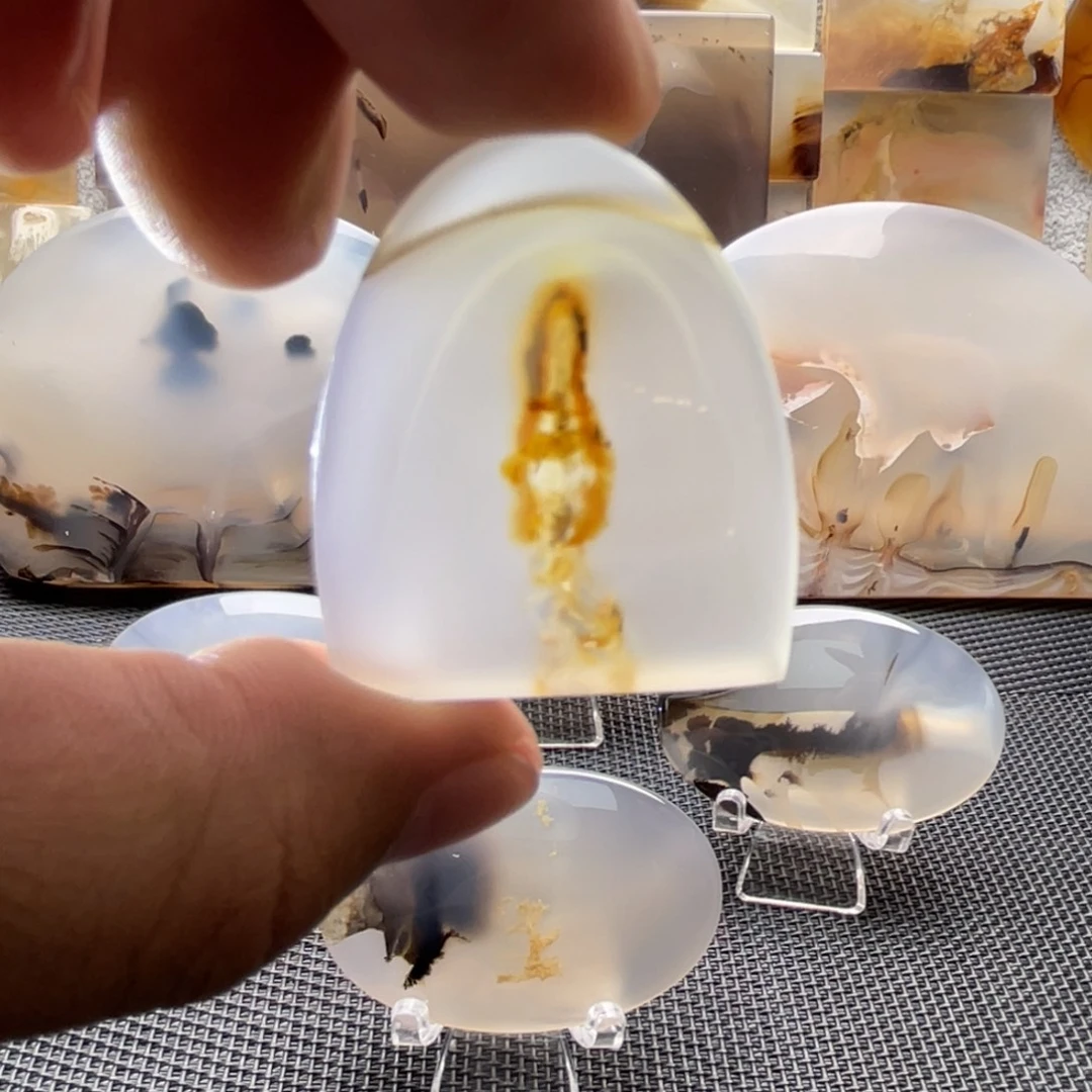 未镶嵌颈饰玛瑙/玉髓