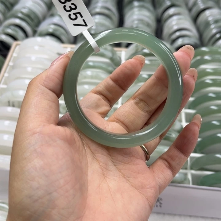 未镶嵌手镯石英质玉东陵玉3357