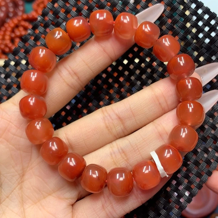南红玛瑙手串未镶嵌10mm