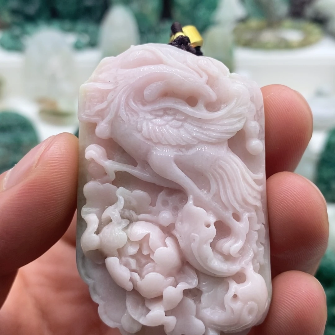 独山玉未镶嵌颈饰