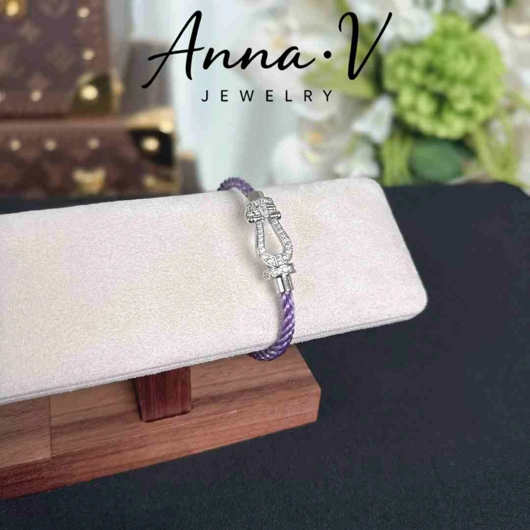 铜合金合成锆石手镯 AnnaV磁吸绳结手镯C0506