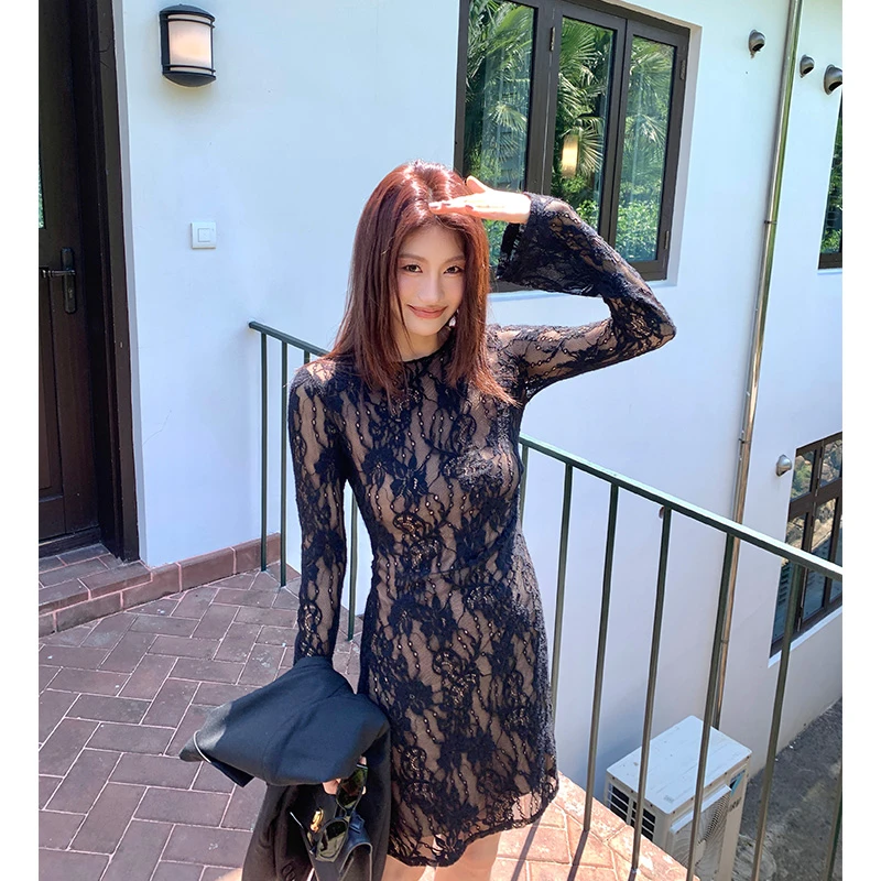 【ALONE SAVOR】龍喜儿墨雕之诗 早秋蕾丝钩花喇叭袖连衣裙Z065