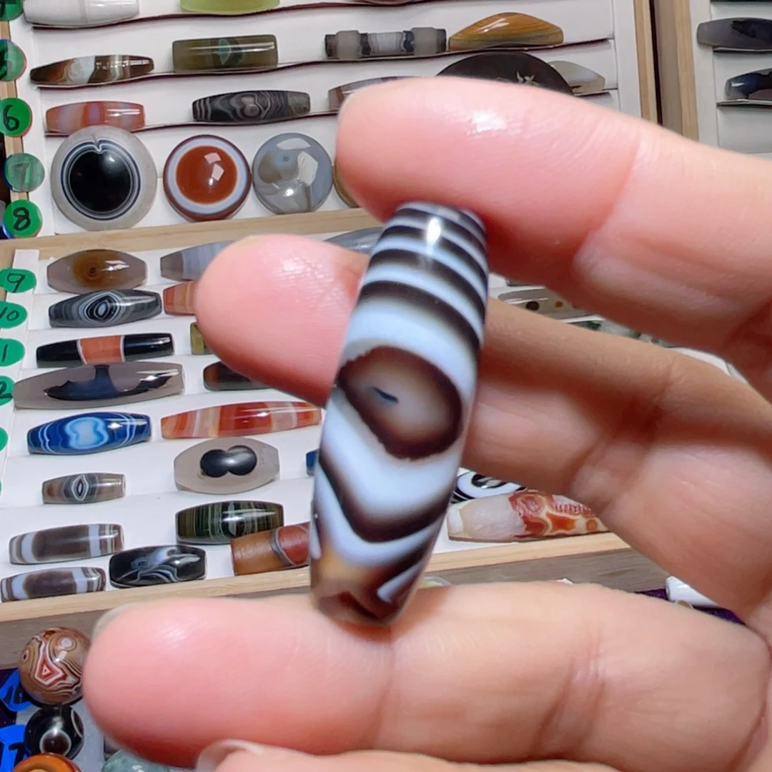 未镶嵌颈饰玛瑙/玉髓