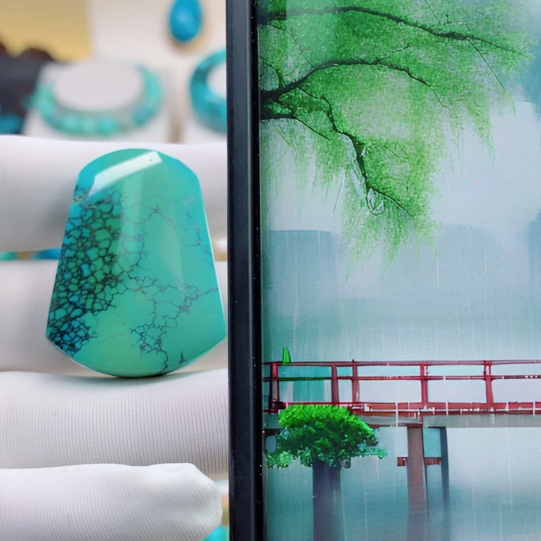 未镶嵌绿松石珠宝奇石