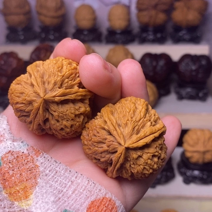 桃核把件水龙纹三棱36尺t 4